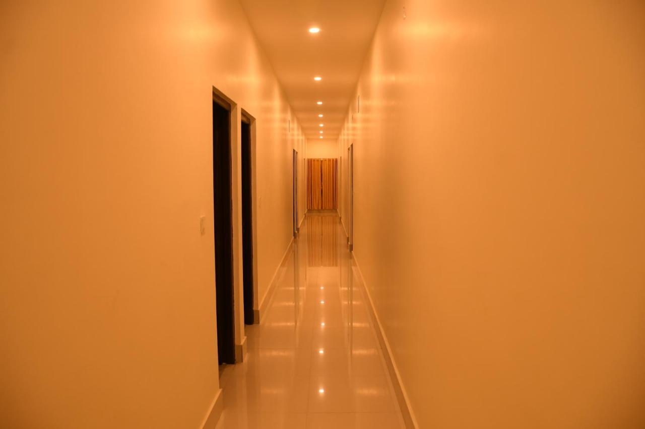 Hotel Aayes And Resort Shanti Niketan Ngoại thất bức ảnh