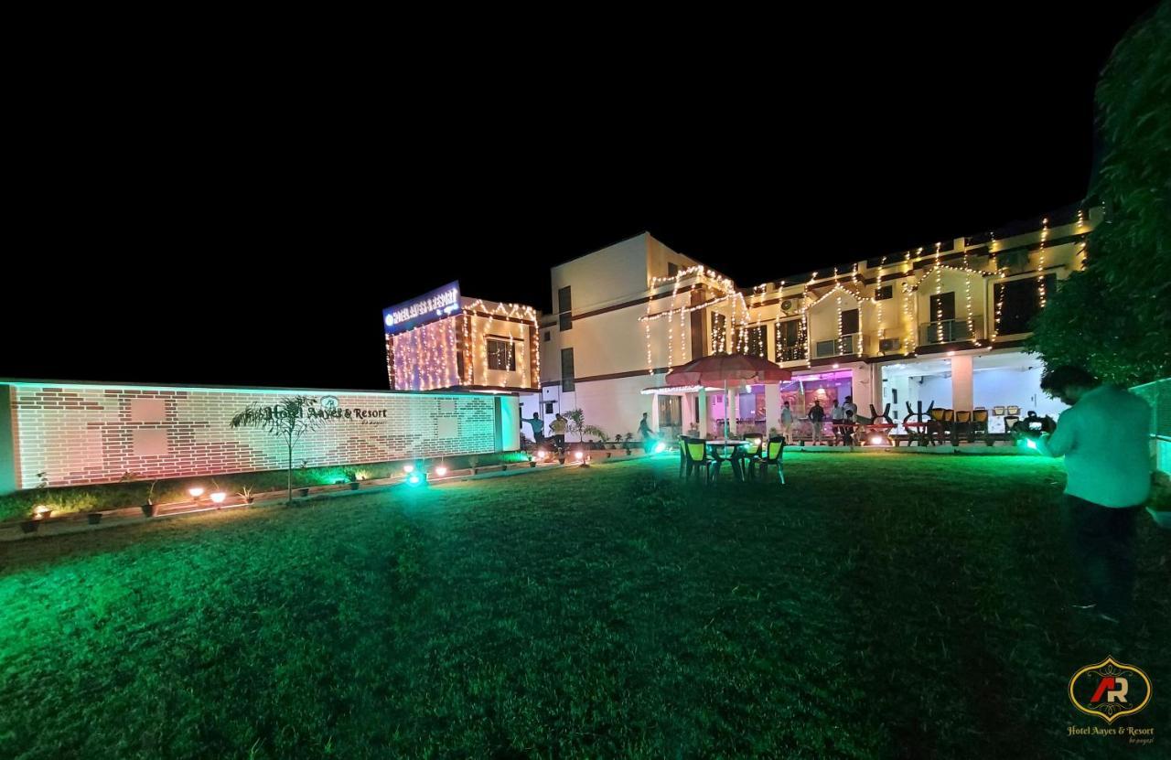 Hotel Aayes And Resort Shanti Niketan Ngoại thất bức ảnh