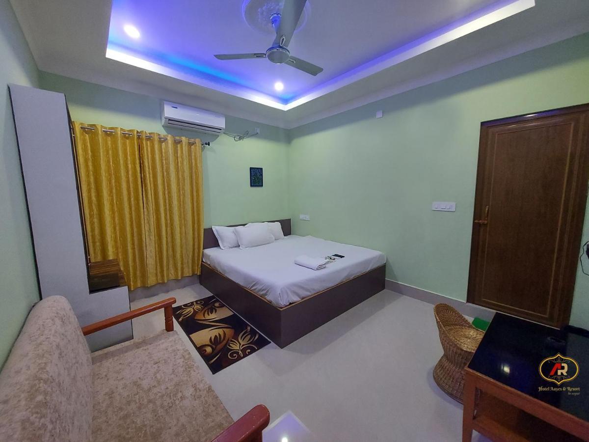 Hotel Aayes And Resort Shanti Niketan Ngoại thất bức ảnh